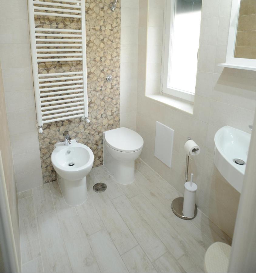 Arianna Bed and Breakfast Salerno Exteriör bild